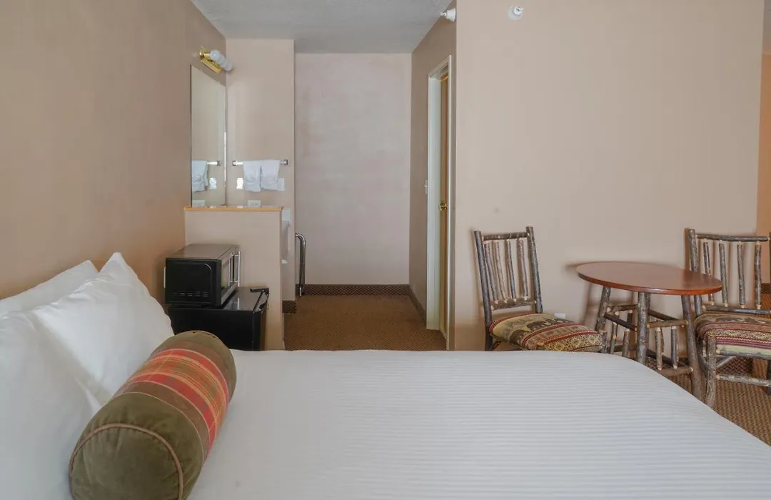 Whitewater Inn-1