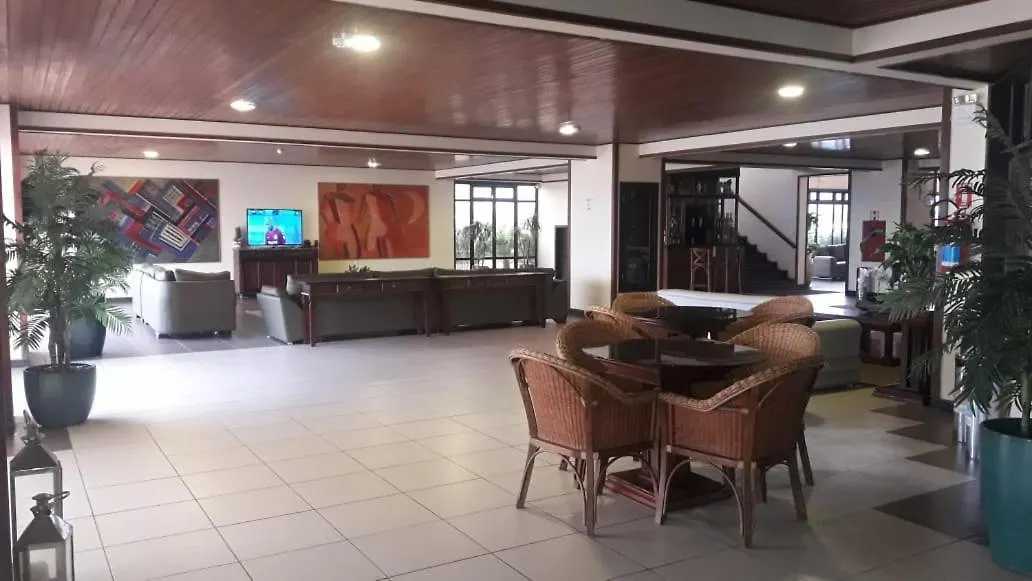 Hotel Araçá-1