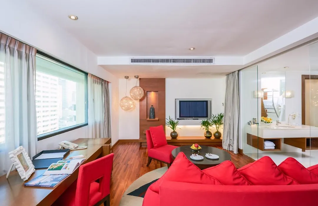 Narai Hotel-1
