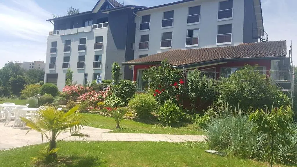 Hôtel Kyriad Bourg En Bresse-1