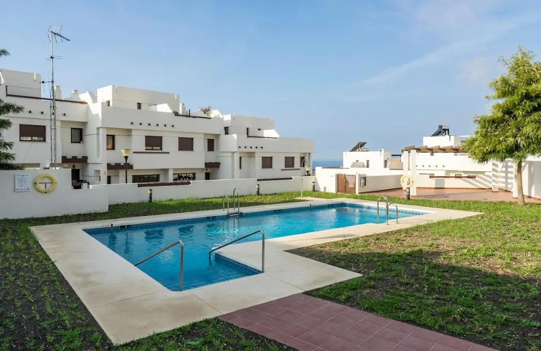 Casa Louisa Lori, Torre Del Mar 5-6 P Pool-Beach-1