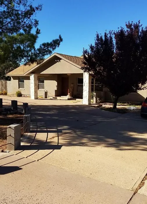 Ronnie'S Resort-1
