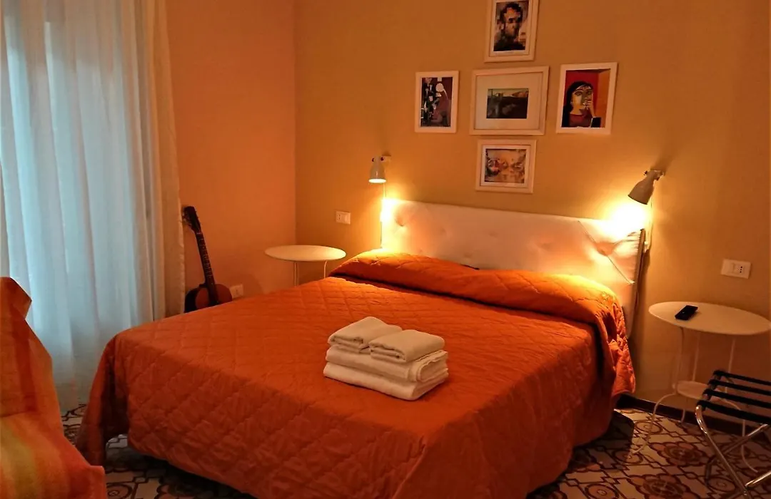 B&B Rosa-1