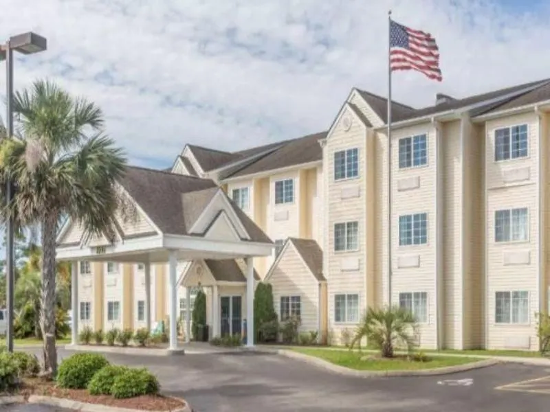 Microtel Inn & Suites By Wyndham Carolina Beach-1
