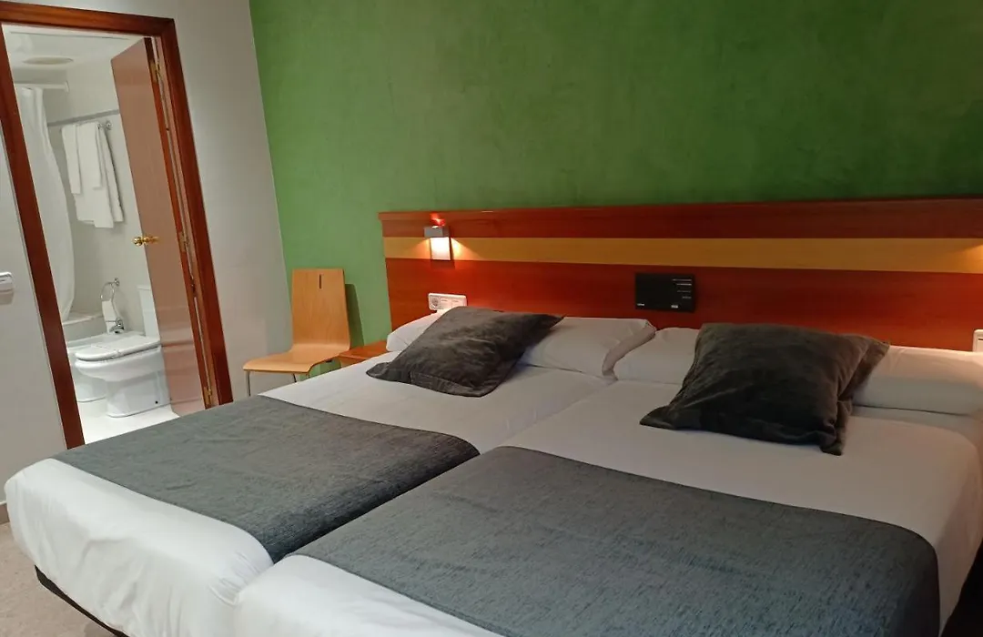 Hotel Iris-1