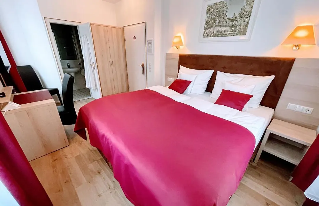 Das Hotel Krone-1