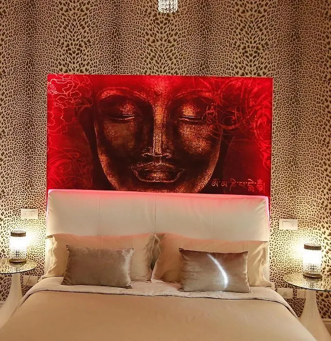 Luxury Suite-1