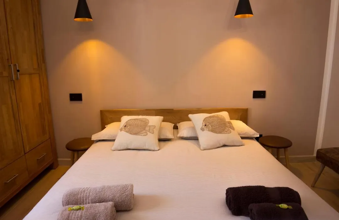 Shardan Guest House-1