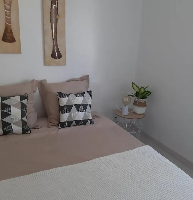 La Casita Sérignanaise - Apt T2 - clim - jardin-1