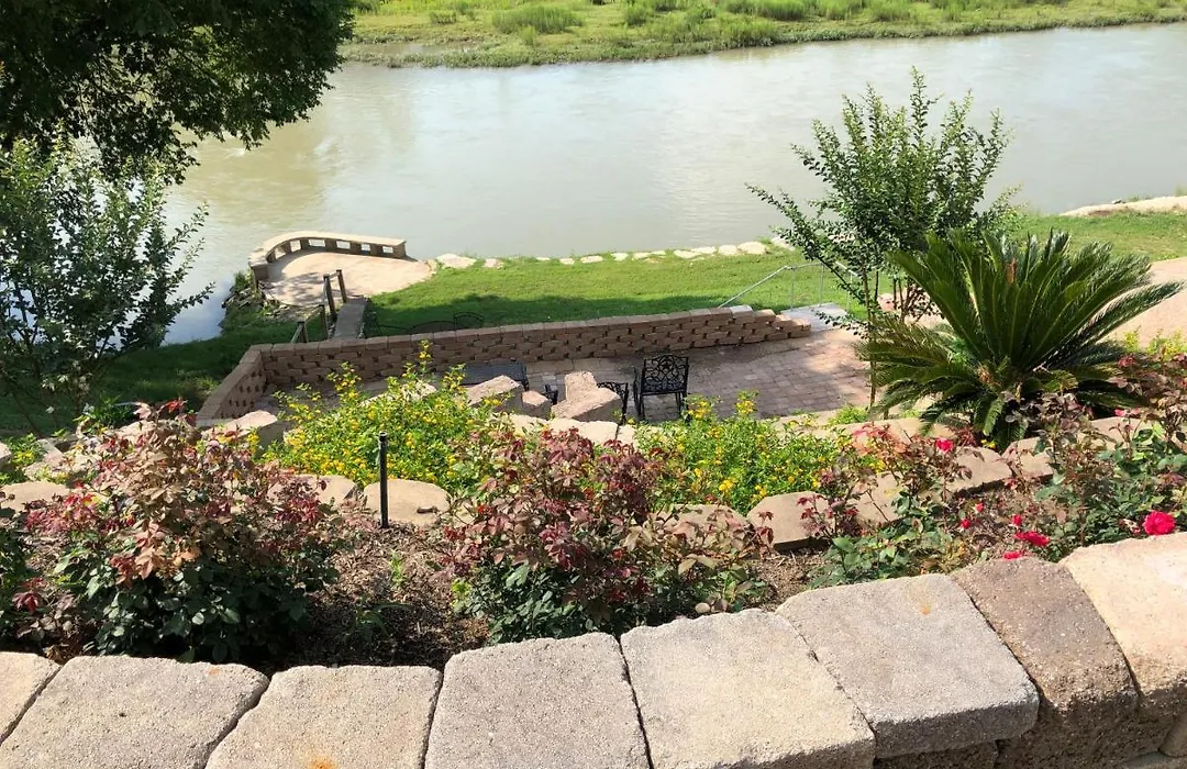 The Perry Riverhouse-1