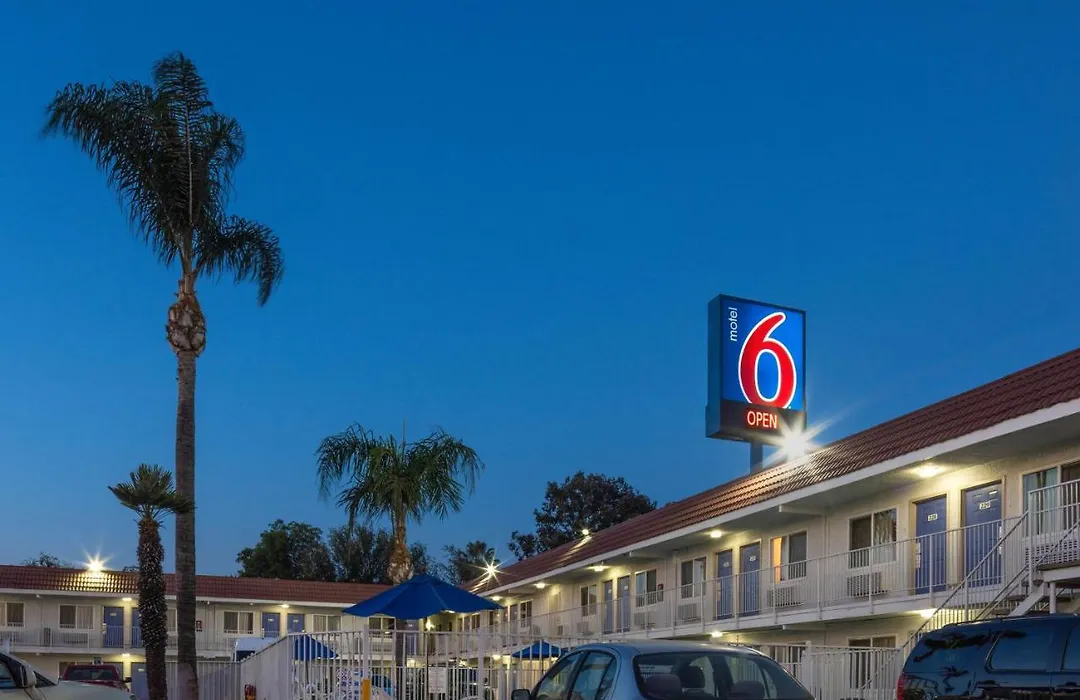 Motel 6-Sepulveda, Ca - Los Angeles - Van Nuys - North Hills-1
