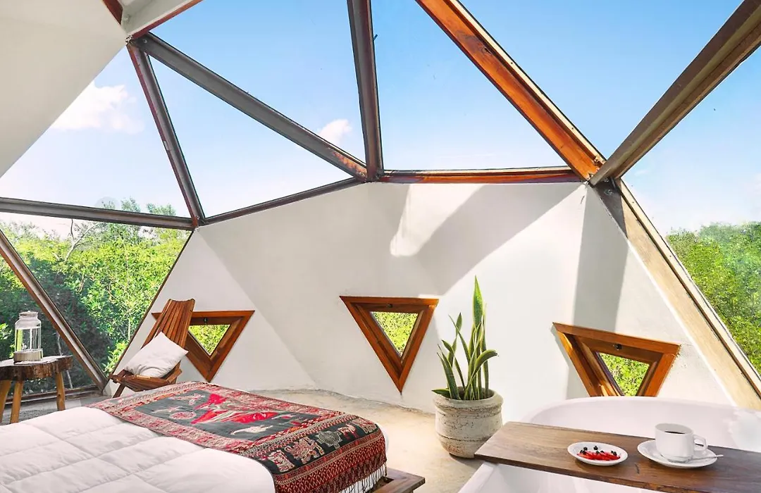 Mamasan Treehouses & Cabins-1