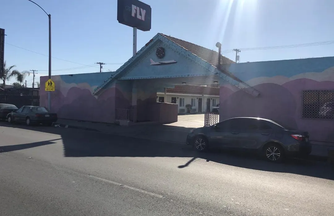 The Fly Inn Motel-1