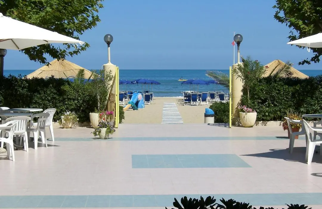 Hotel Cirillo Family Club-1