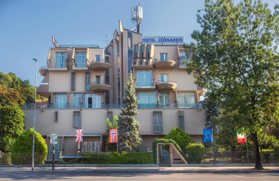 Hotel Leonardo-1
