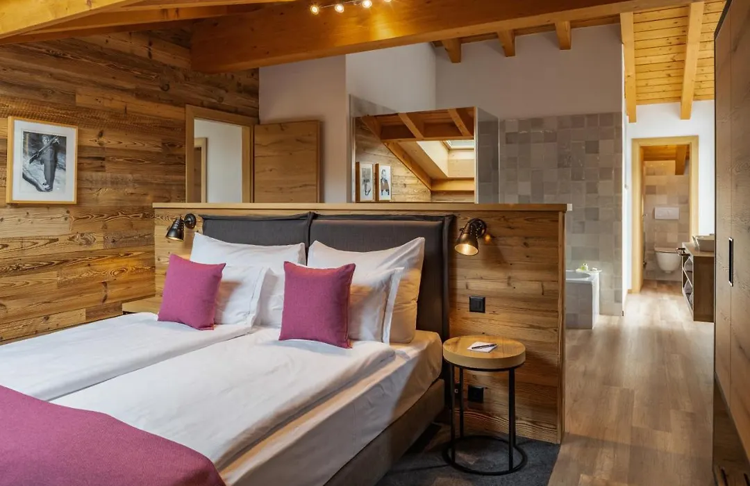 22 Summits Apartments-1