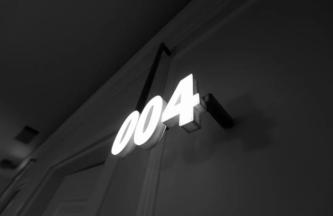 2H Horizon Hotel-1