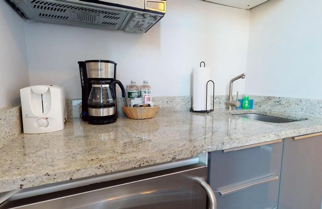 Charming Studio In Boston Brownstone, C. Ave #33-1