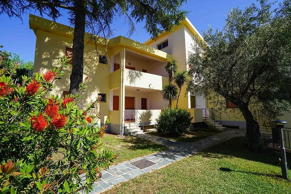 Apulia Hotel Sellia Marina-1