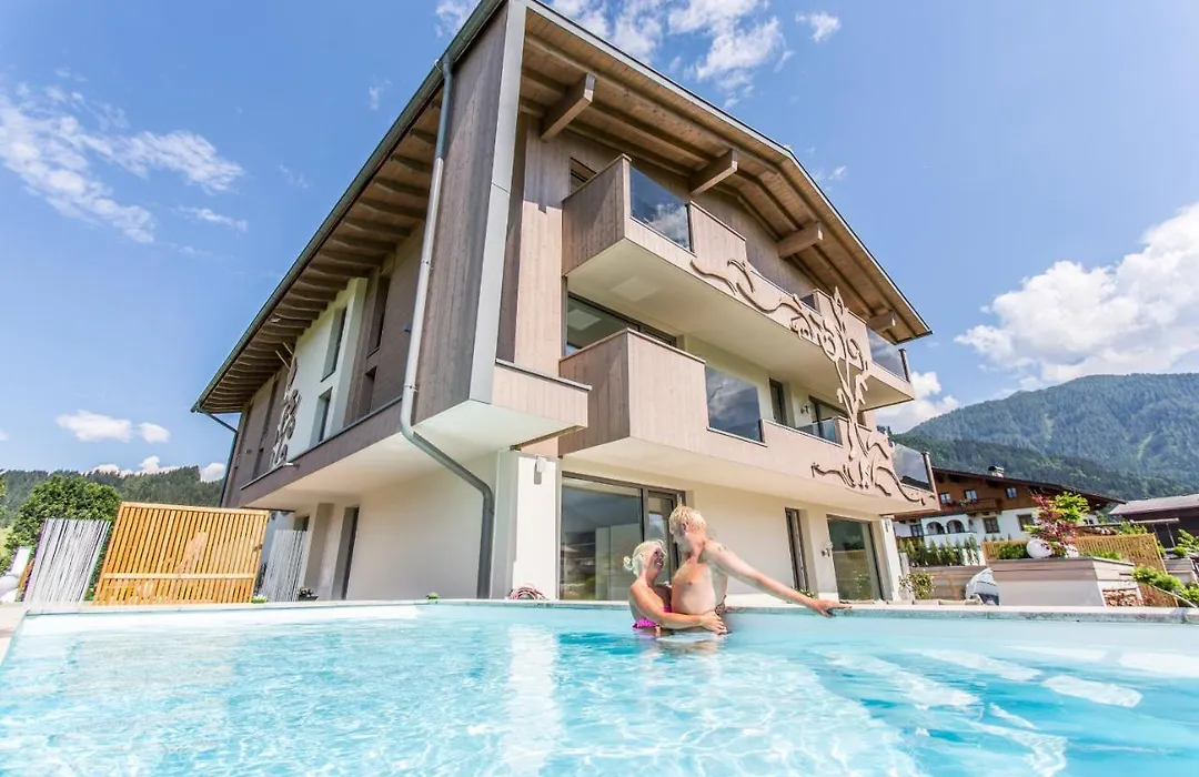 Enjoy The Alps - Aparthotel-1