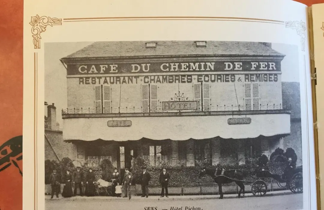 Hotel du Chemin de Fer-1