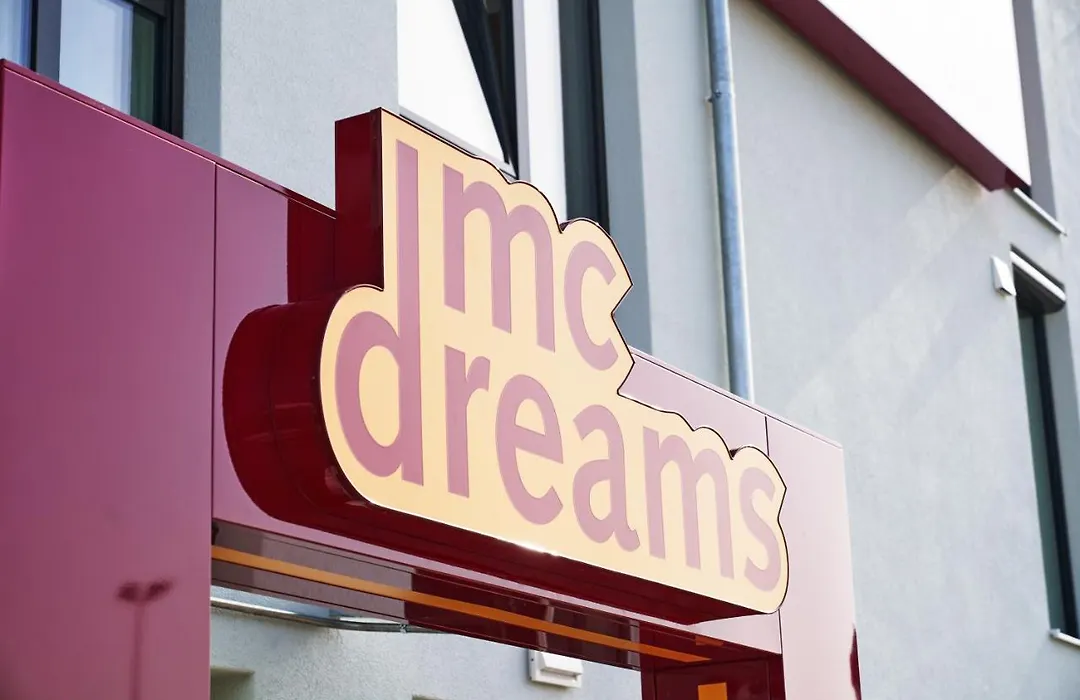 McDreams Hotel Ingolstadt-1