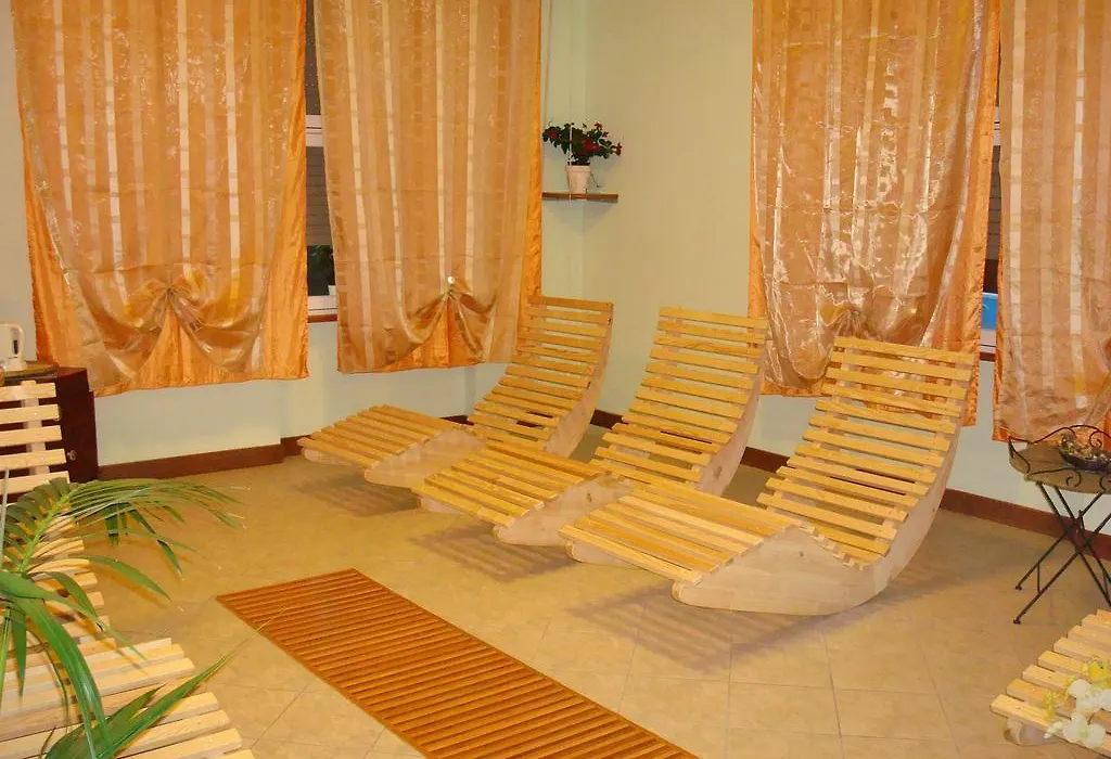 Hotel Cristallo-1
