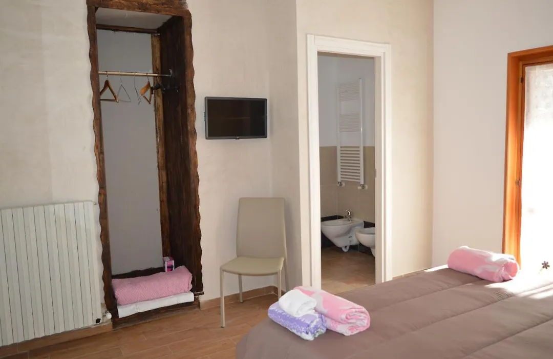 Il Sentiero Lorica B&B-1