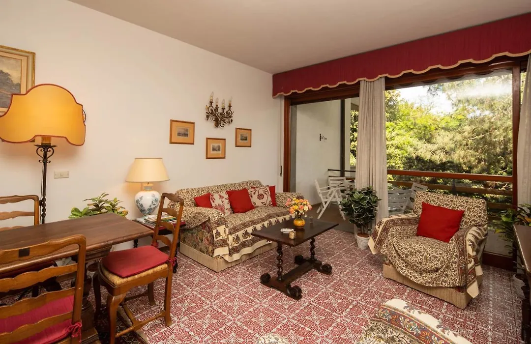 Imperiale Apartment By Mmega-1
