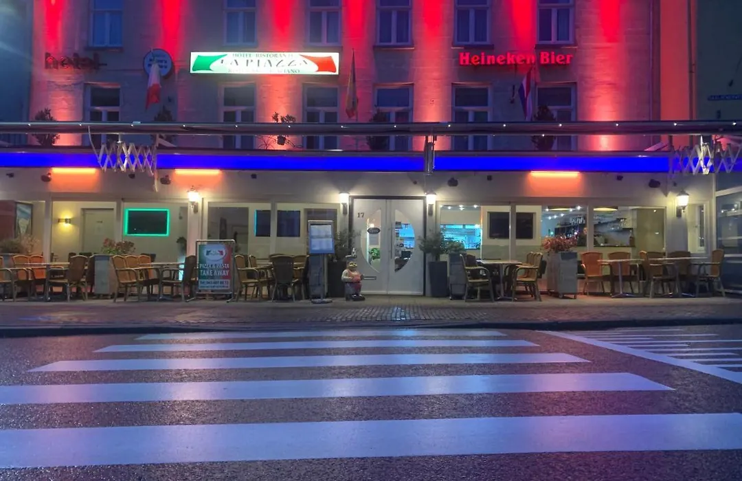 Hotel Restaurant La Piazza-1