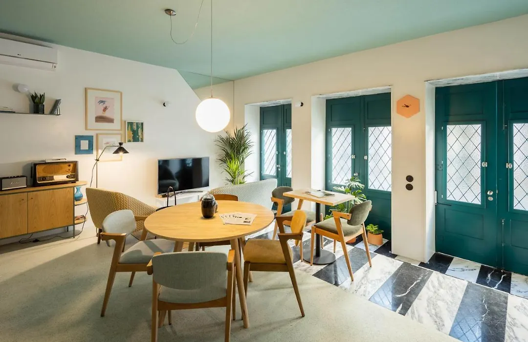 Covelo - The Original Rooms And Suites-1