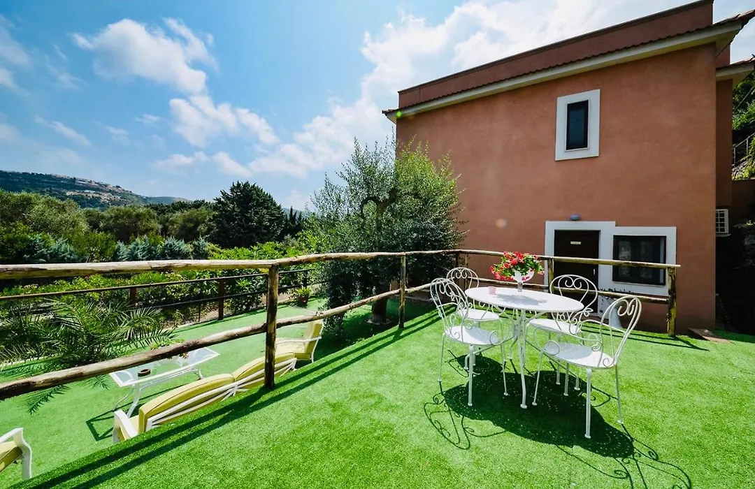 B&B Villa Pacifica-1