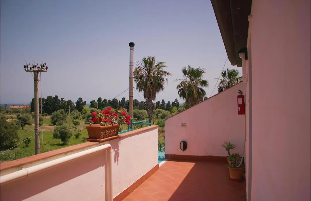 La Trinacria-1