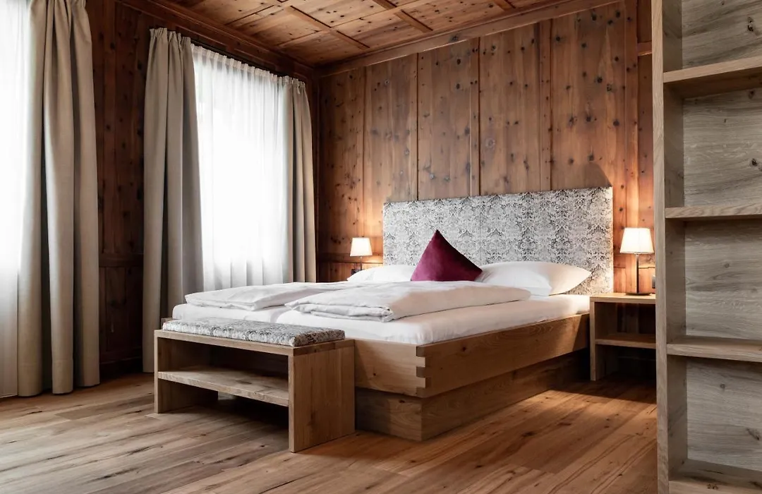 Garni Hotel Tauber-1