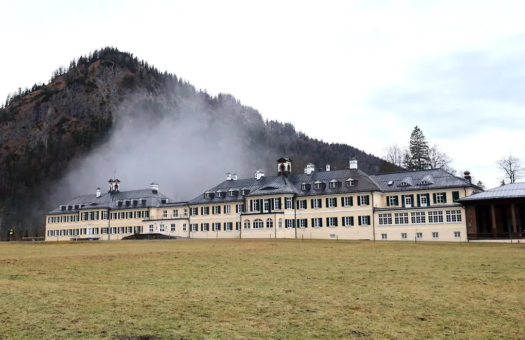 Pop-Up Lodge Wildbad Kreuth-1