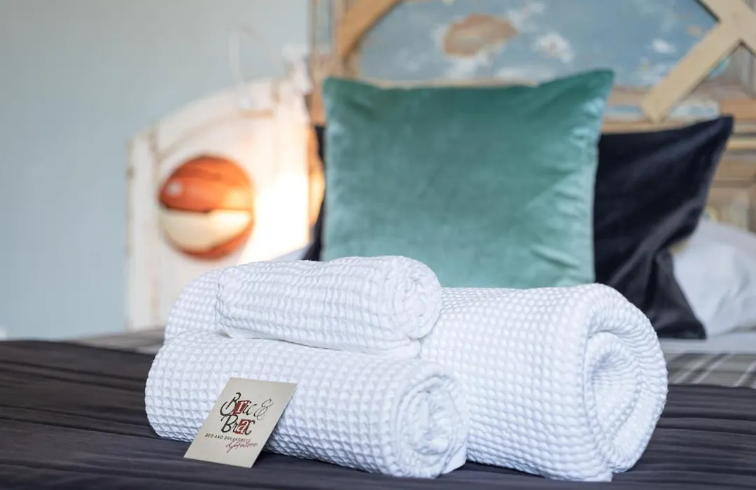 Bed And Breakfast Bric & Brac-1