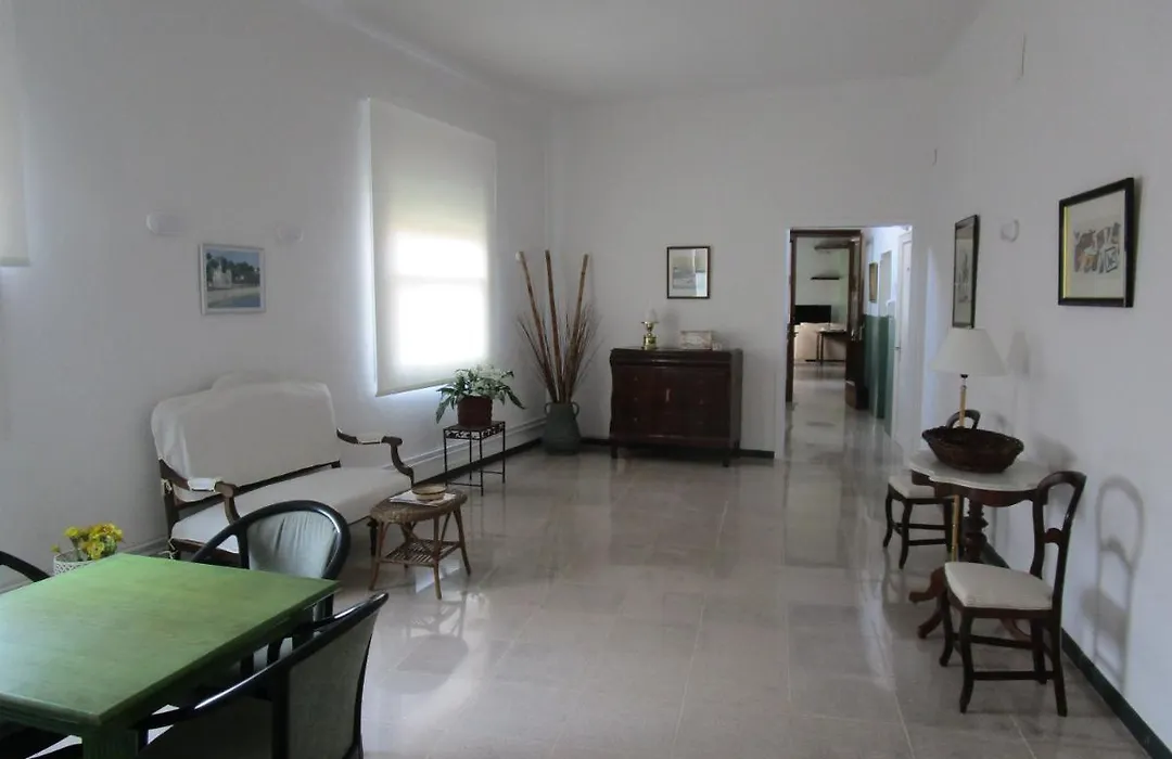 Hotel Apartaments Gesoria Porta Ferrada-1