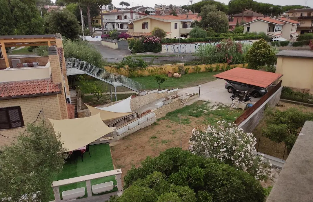 Monolocali e stanze in Villa a 350 mt spiaggia libera Lido delle Sirene-1