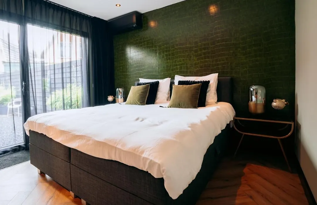 B&B Bardot-1