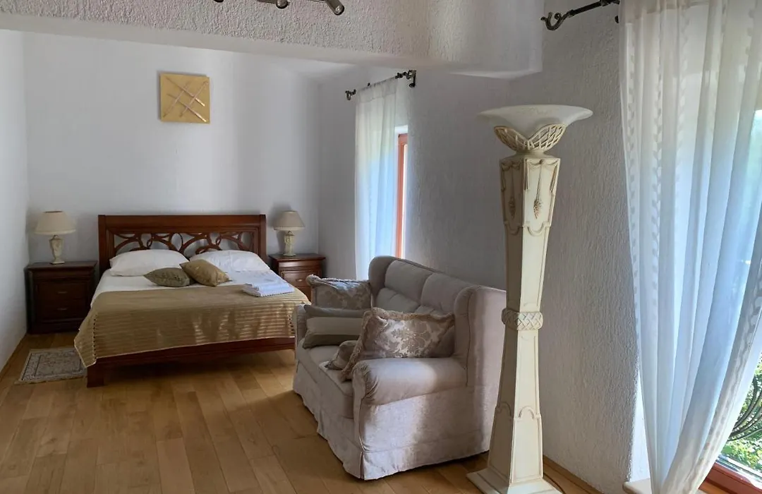 Villa Castello Rausch-1