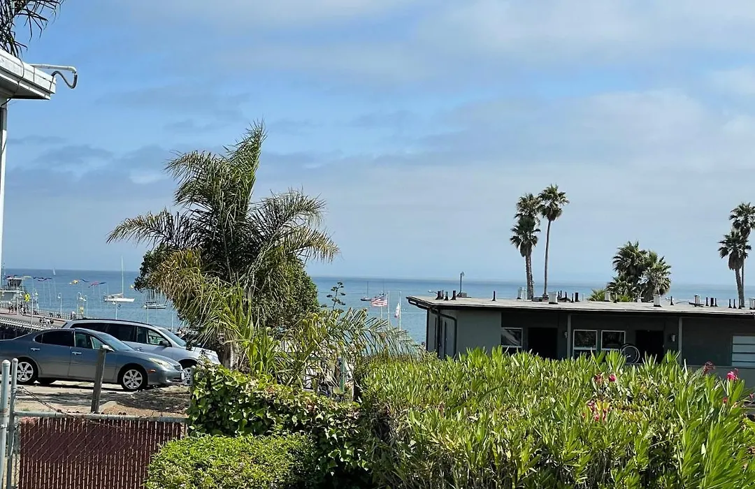 Edgewater Beach Inn & Suites-1