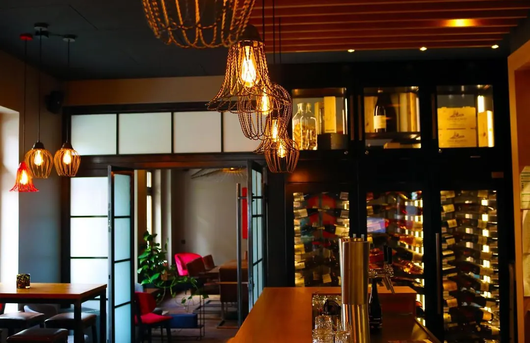 Alexxanders Hotel & Boardinghouse, Restaurant-1