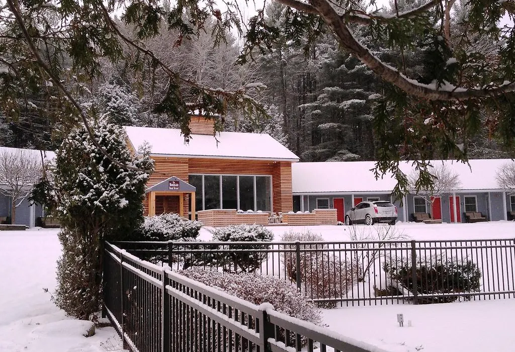 Mountain Road Resort-1