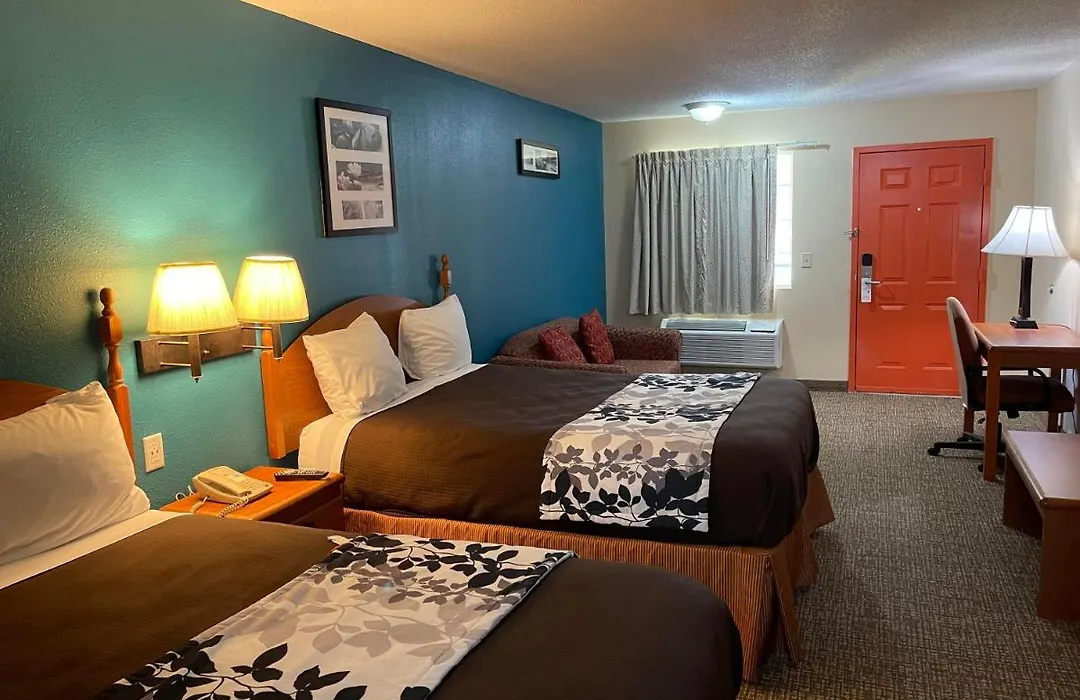 Ashwood Inn & Suites-1