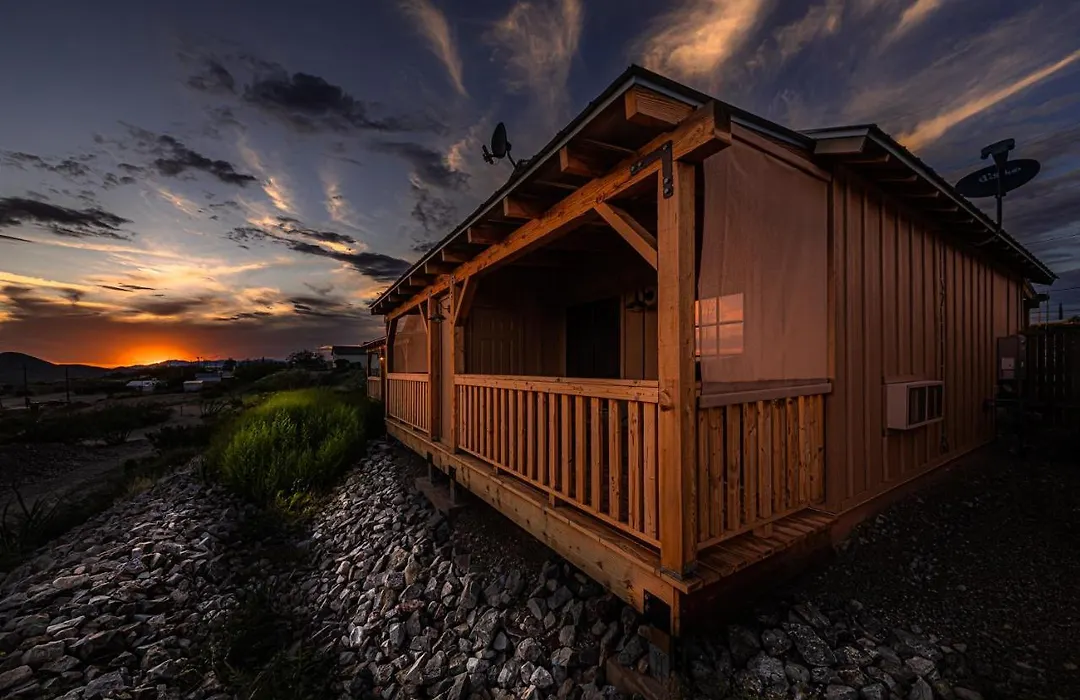 -Pet Friendly- Miners Cabin #5 -Two Double Beds - Private Balcony-1