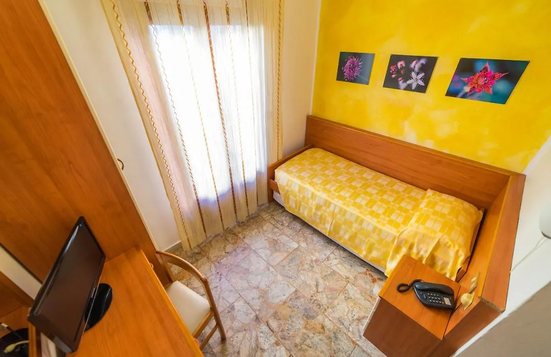 Hotel Leon D'Oro-1