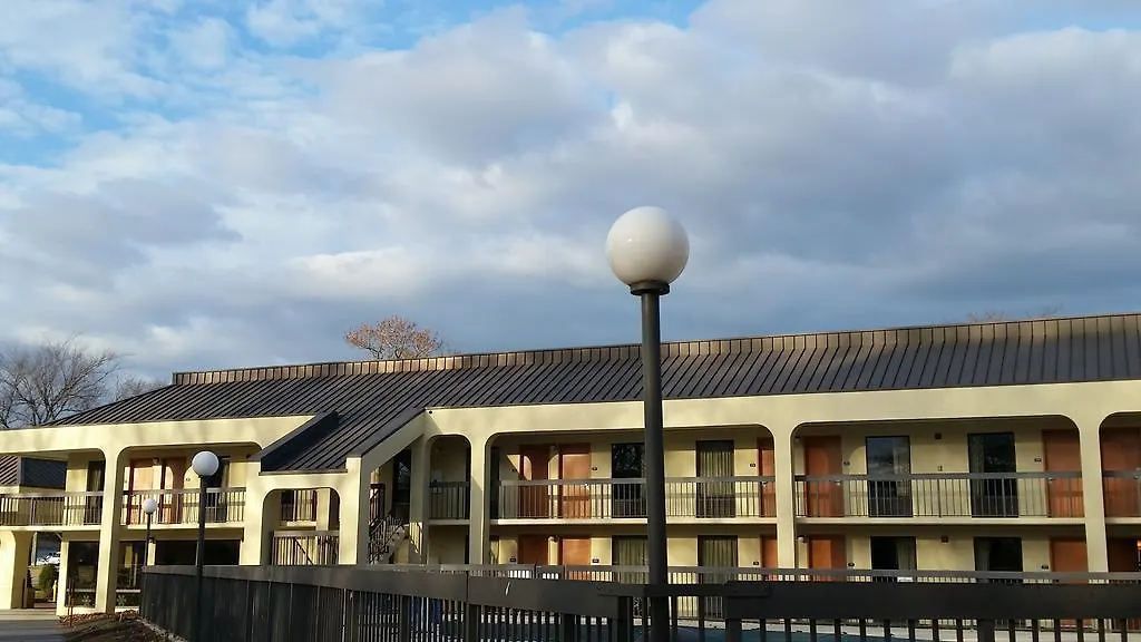 Days Inn By Wyndham Norfolk Airport-1