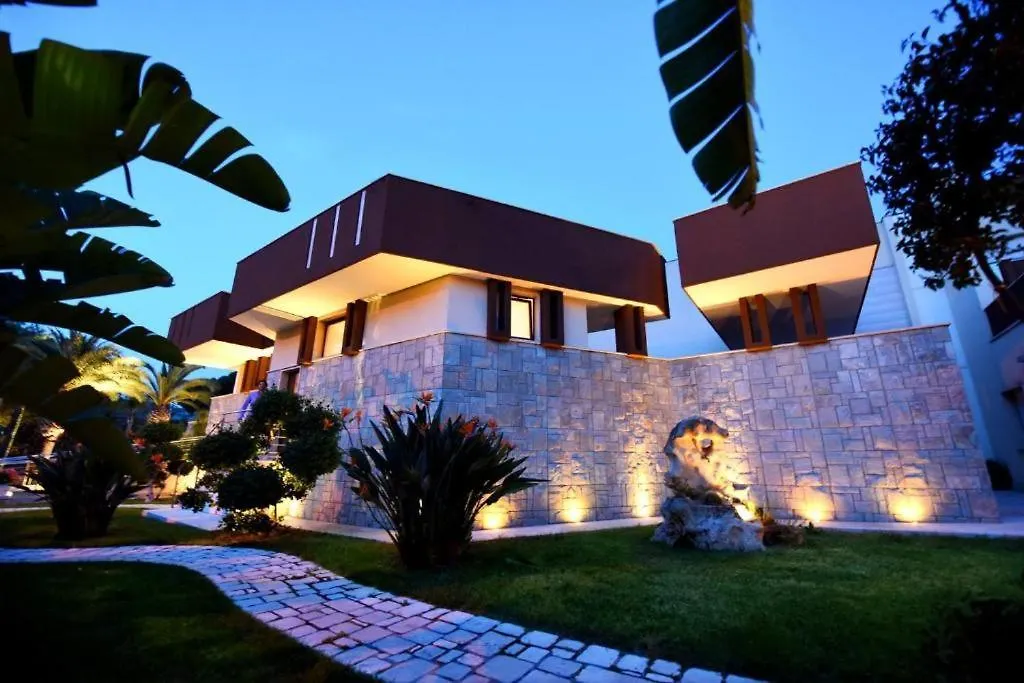 Colonna Rooms & Apartment-1