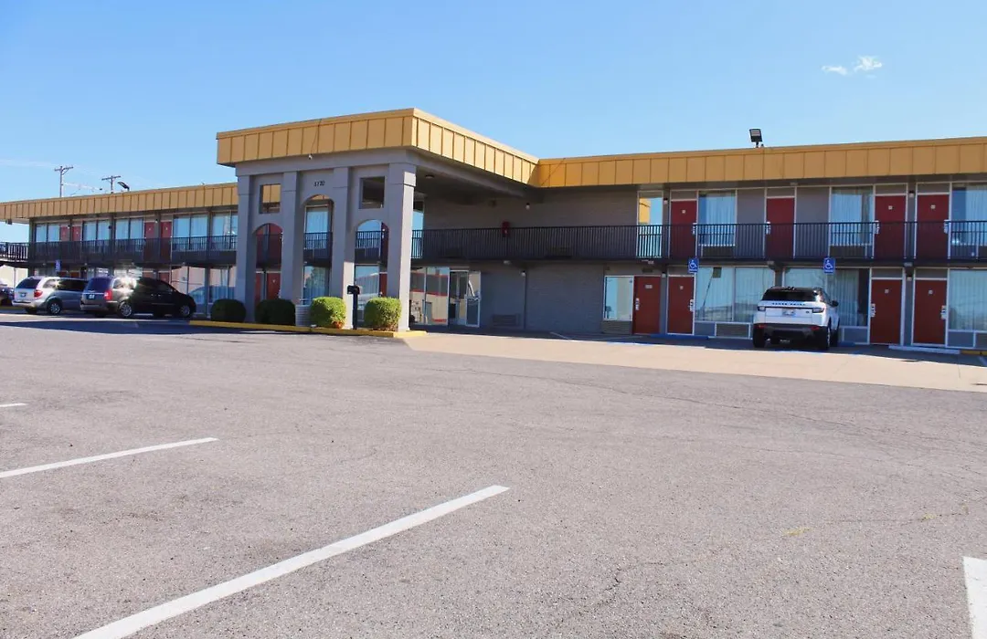Econo Lodge Paducah West I-24-1