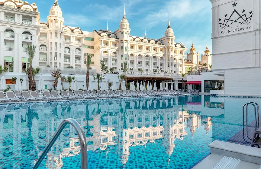 Side Royal Style Hotel-1
